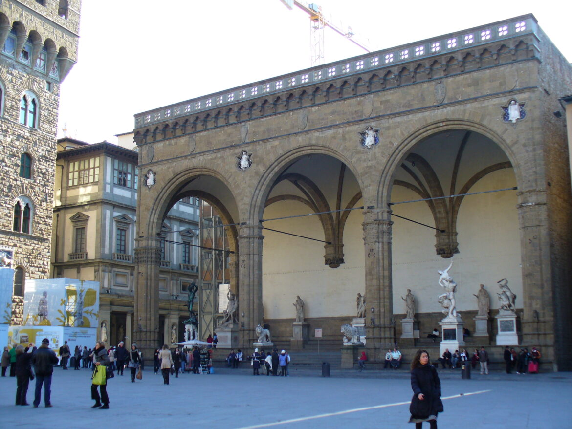 Replace Loggia dei Lanzi Florence